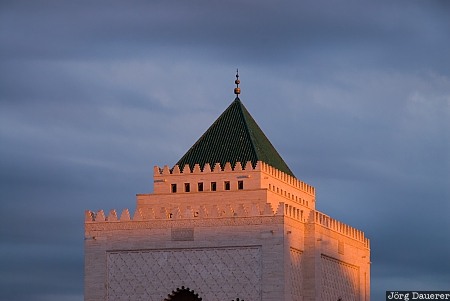 Mausoleum Mohammed V dark clouds, evening light, Mausoleum, Mausoleum of Mohammed V, Mohammed V, Morocco, Rabat, Rabat-Salé-Zemmour-Zaër, Marokko, Rabat-Sale-Zemmour-Zaer
