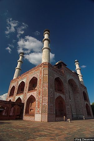 Tomb of Akhbar, grave, south gate, Sikandra, Agra, India, Uttar Pradesh