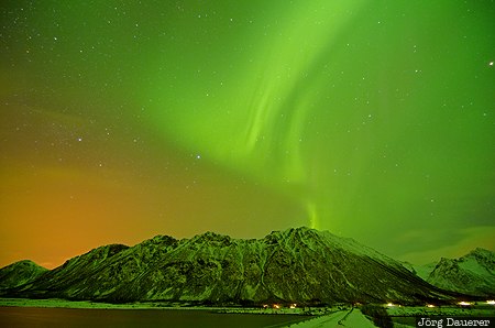 Aurora Borealis, Austv&aring;g&oslash;y, green, mountains, night, northern lights, peaks, Norway, Nordland, Norwegen, Norge