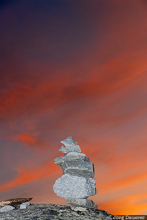 cairn, Dalsnibba, evening light, flash gun, flash unit, Geiranger, Mar&aring;k, Norway, Norwegen, Norge
