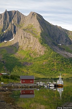 Reflexions, boats, Grashopen, mountains, Norway, Norwegian Sea, reflexion, rorbuer, senja, Skaland