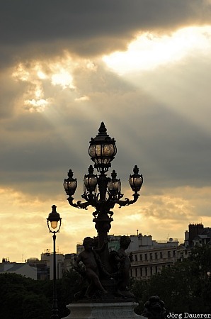 France, Ile de France, Paris, sun beams, sky, dark clouds, street light, Frankreich