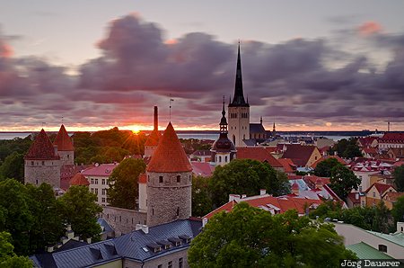 EST, Estonia, Harju, Toompea, morning light, motion, moving clouds, Tallinn