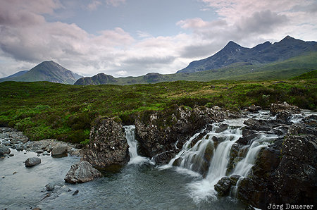 Allt Dearg Mor, hebrides, Inner Hebrides, Isle of Skye, mountains, Sligachan Waterfalls, waterfall, United Kingdom, Scotland, Gro&szlig;britannien, Vereinigtes K&ouml;nigreich, Schottland, Grossbritannien, Vereinigtes Koenigreich