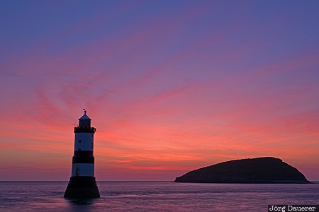 GBR, Llangoed Community, Penmon, United Kingdom, Wales, colorful clouds, island, Isle of Anglesey, Gro&szlig;britannien, Vereinigtes K&ouml;nigreich, Grossbritannien, Vereinigtes Koenigreich
