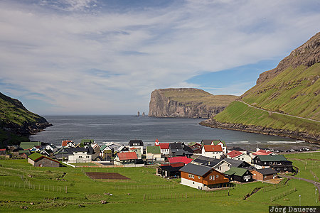 Faroe Islands, FRO, Tj&oslash;rnuvik, Tj&oslash;rnuv&iacute;k, blue sky, clouds, Eysturoy, Steymoy, F&auml;r&ouml;er-Inseln, Tjornuvik, Faeroeer-Inseln