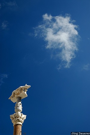 Italy, Siena, Tuscany, blue sky, clouds, Romulus and Remus, statue