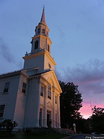 United States, Massachusetts, Concord, blue sky, church, evening light, Trinitarian Congregational Church, USA, Vereinigte Staten, MA