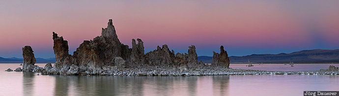 blue hour, California, evening light, Lee Vining, Mono Lake, tufa, United States, USA, Vereinigte Staten, Kalifornien, CA