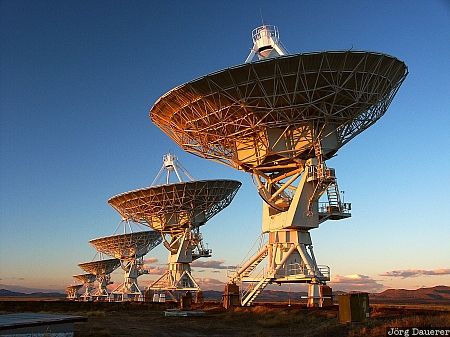 VLA, Very Large Array, Radio Astronomy Observatory, New Mexico, sunset light, Plains of San Agustin, Magdalena, United States, USA, Vereinigte Staten, Neu Mexiko, NM