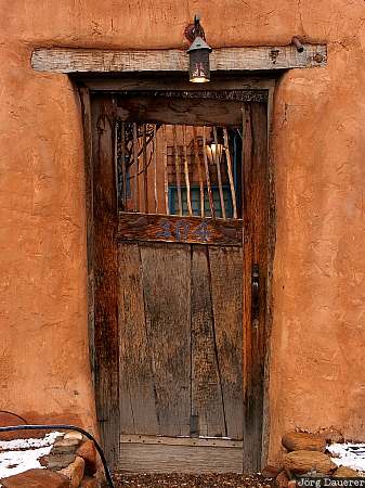 Santa Fe, adobe, door, New Mexico, United States, Neu Mexiko, NM, USA, Vereinigte Staten