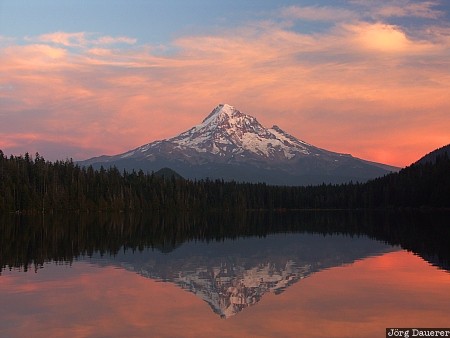 Sunset over Mount Hood cascades, evening light, lost lake, Lost Lake Resort, mountain, Oregon, red clouds, United States, USA, Vereinigte Staten, OR