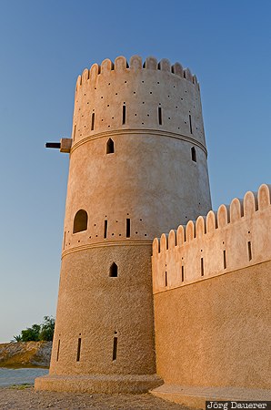 Jalan Bani Bu Hassan castle Ash Sharqiyah, Ash Sharqiyah Region, Bani Bu Hassan, blue sky, castle, Jalan Bani Bu Hassan castle, Oman
