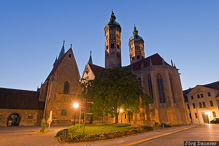 DEU, Germany, Naumburg (Saale), Sachsen-Anhalt, Naumburg Cathedral, lood-lit, blue hour, Deutschland
