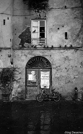 Lucca, Tuscany, Italy, house, motorino, Italien, Italia