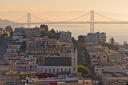 San Francisco California, Little Italy, San Francisco, United States, USA, back-lit, bay Bridge, Vereinigte Staten, Kalifornien, CA